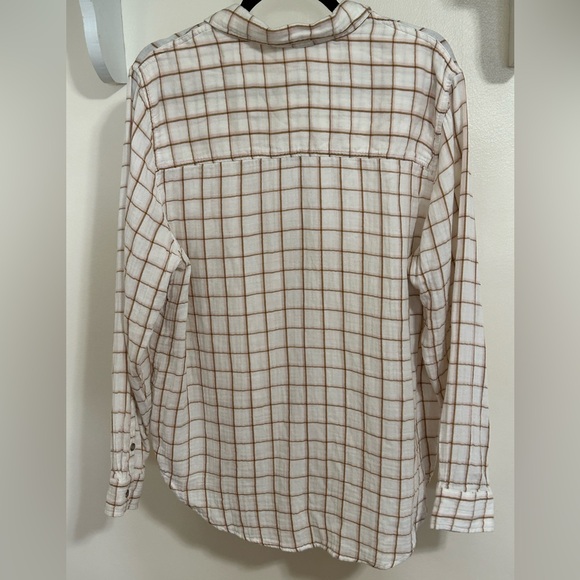 Universal Thread Top - Picture 2 of 3